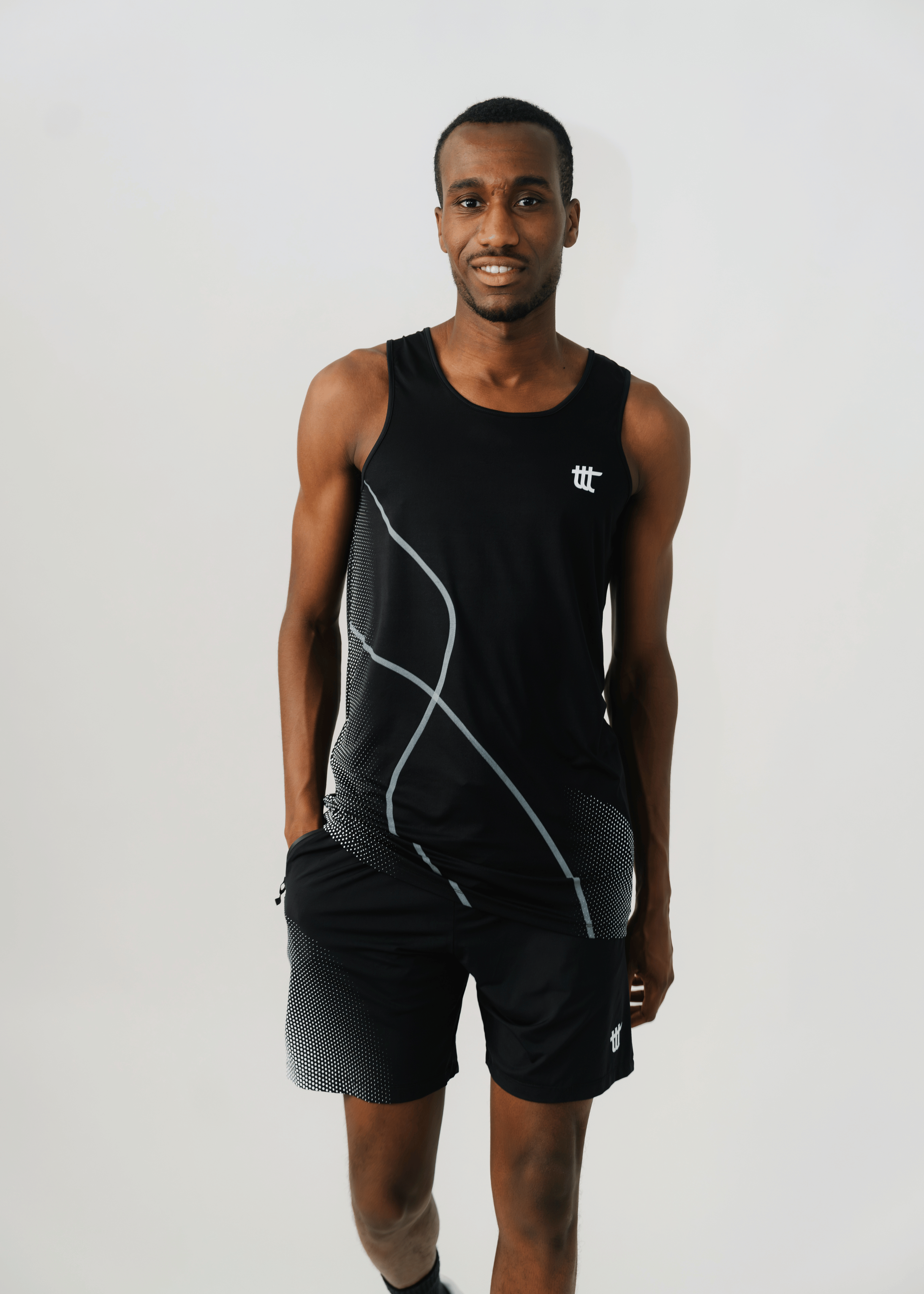 Pace Shorts Men Black