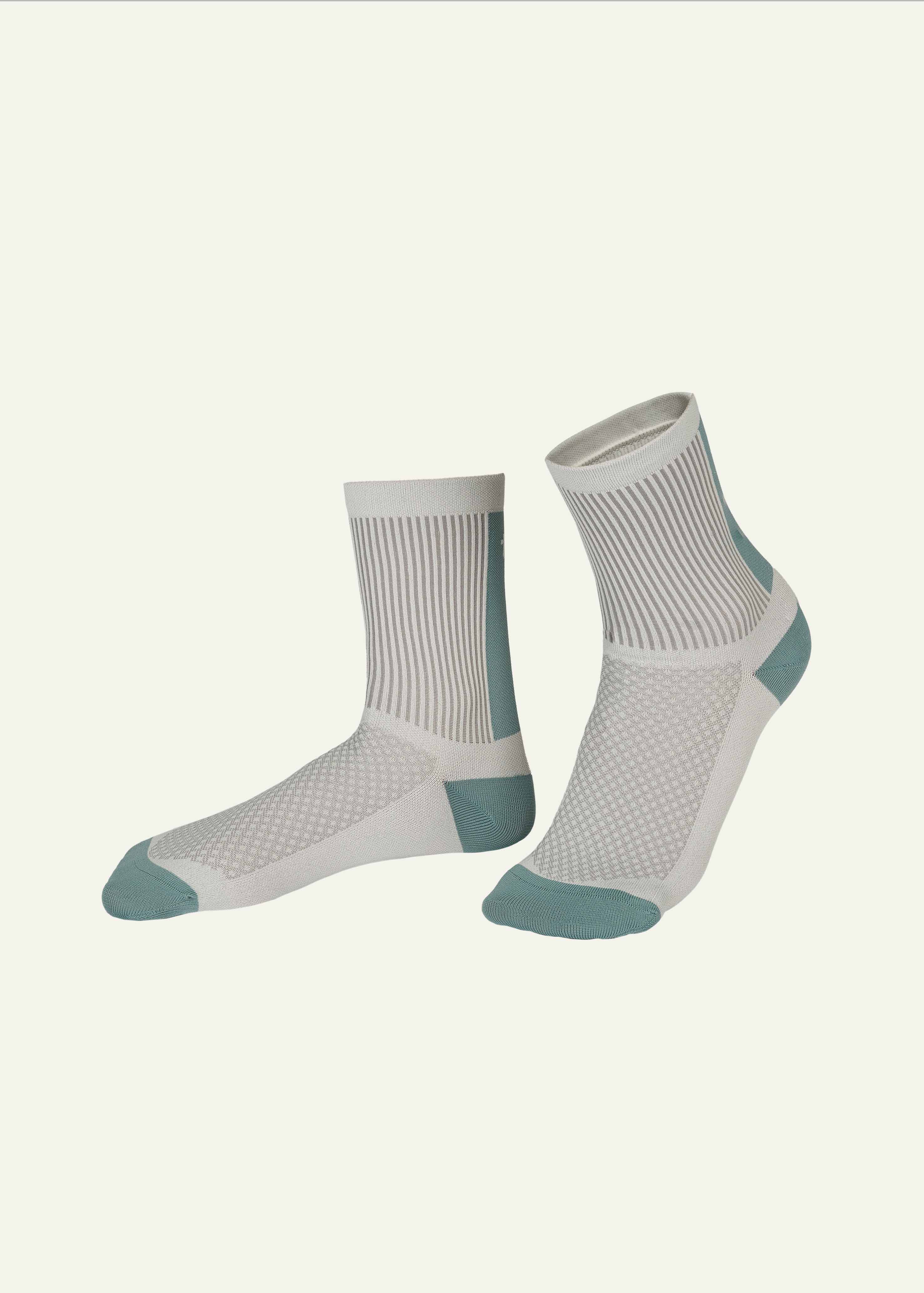 to the top Socks Slate Blue