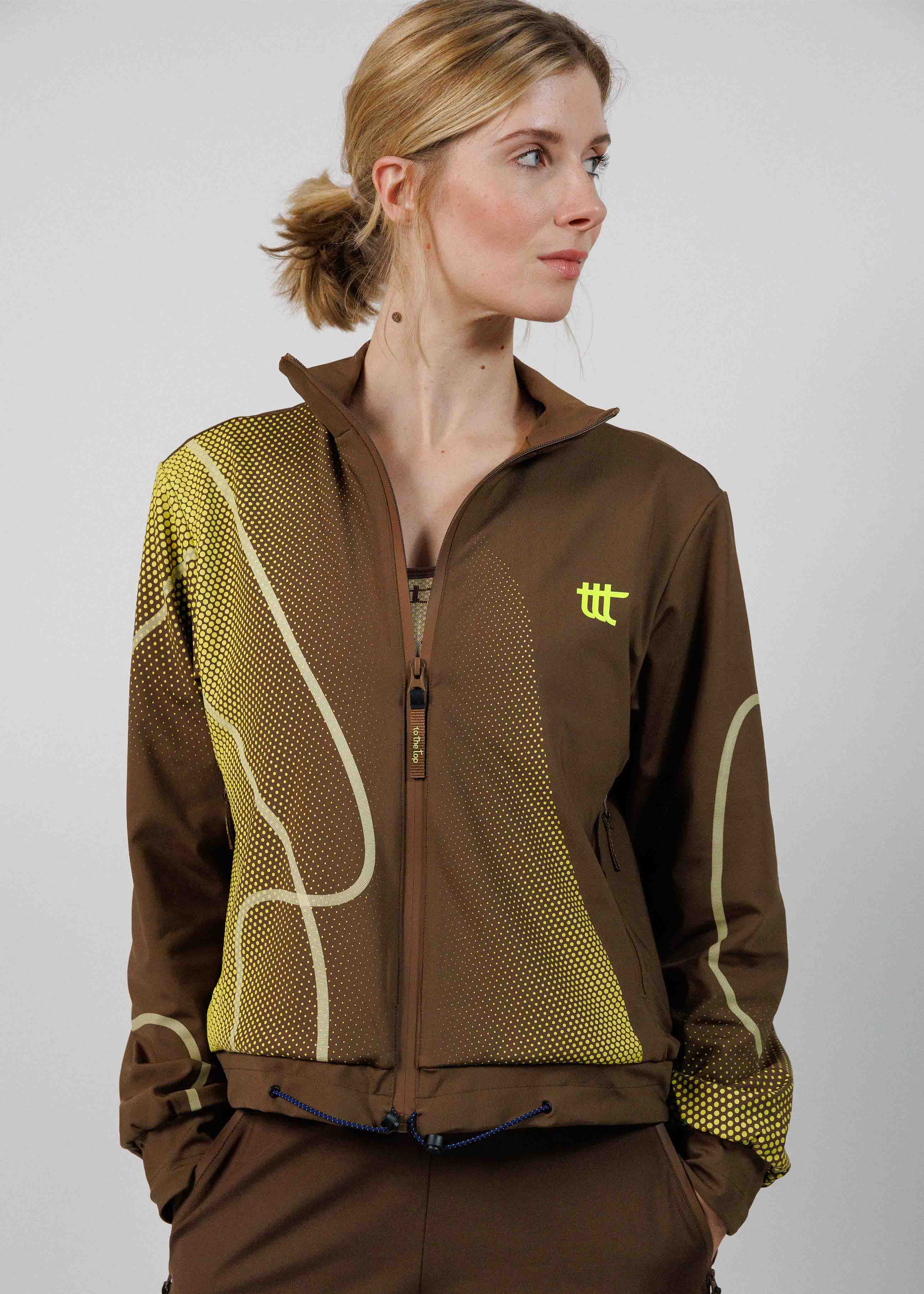 Pace Track Jacket Brown